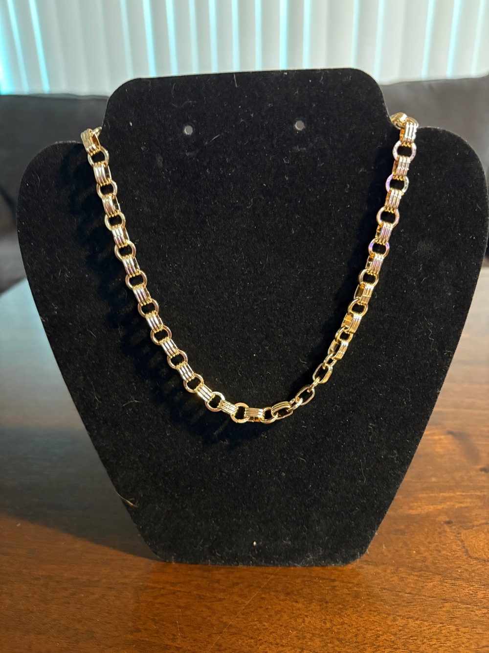 Gold Chain Link Necklace - Women Jewelry